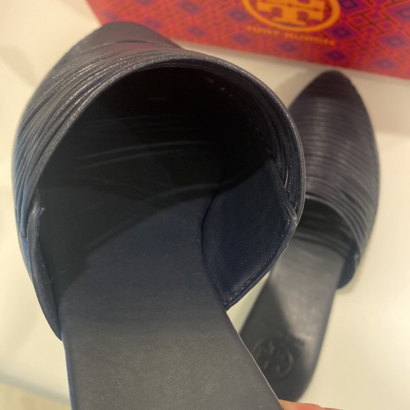 Tory Burch Siena Navy Flat Mules - Picture 4 of 7